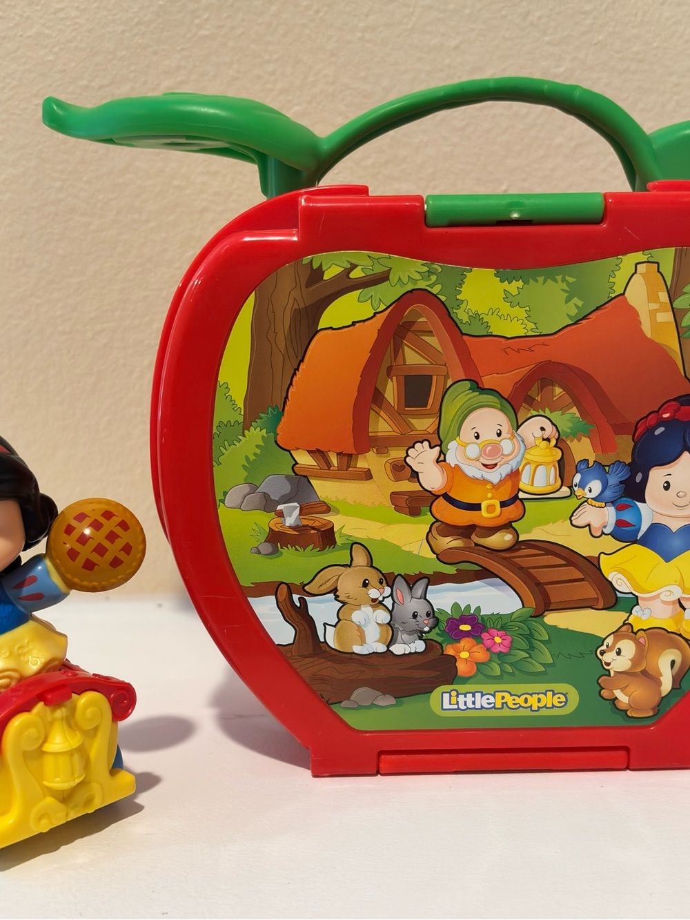 Fisher-Price Little People Snow White Fold n Go with HTF train car, Apple Case.